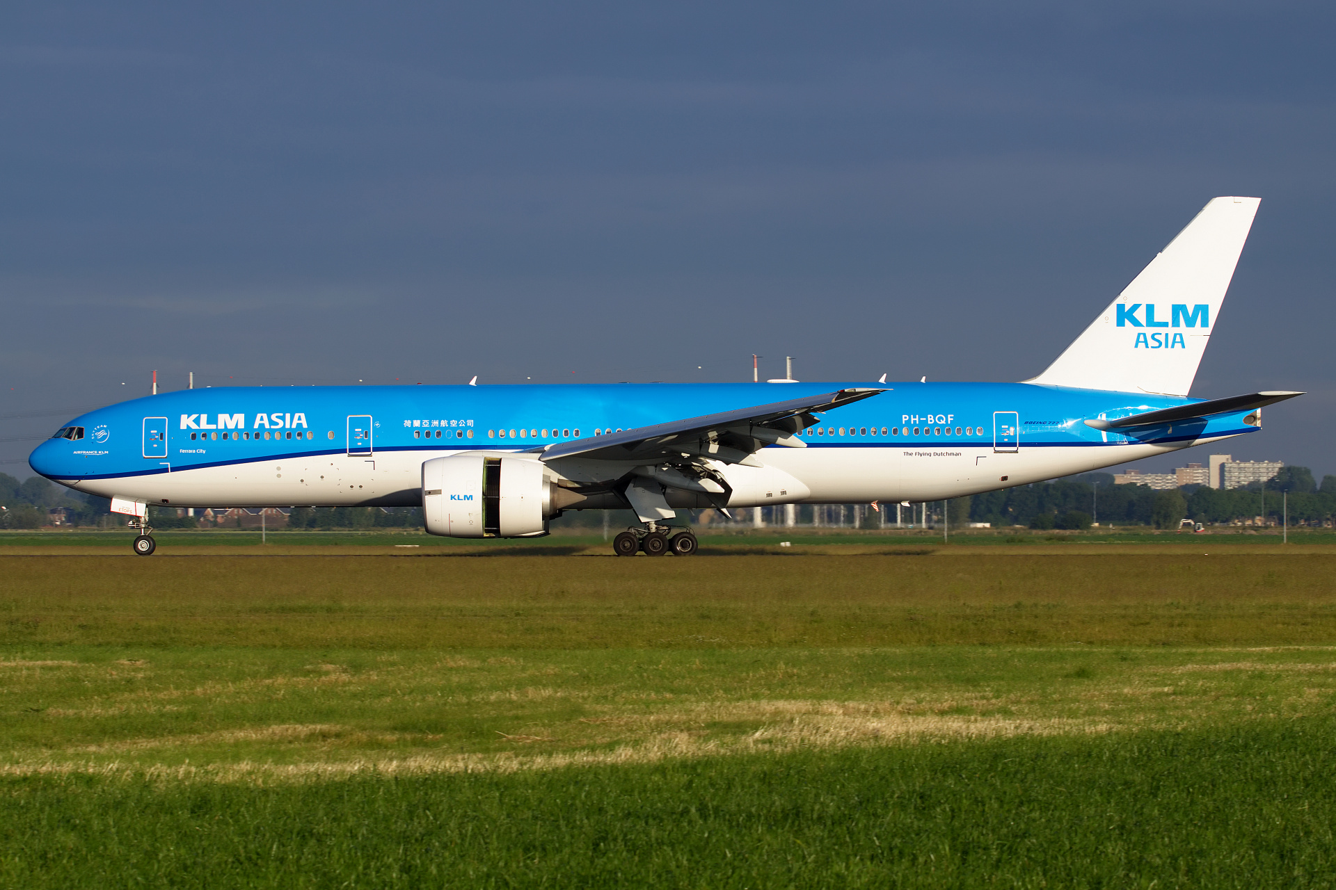 PH-BQF (malowanie KLM Asia) (Samoloty » Spotting na Schiphol » Boeing 777-200/-ER » KLM Royal Dutch Airlines)