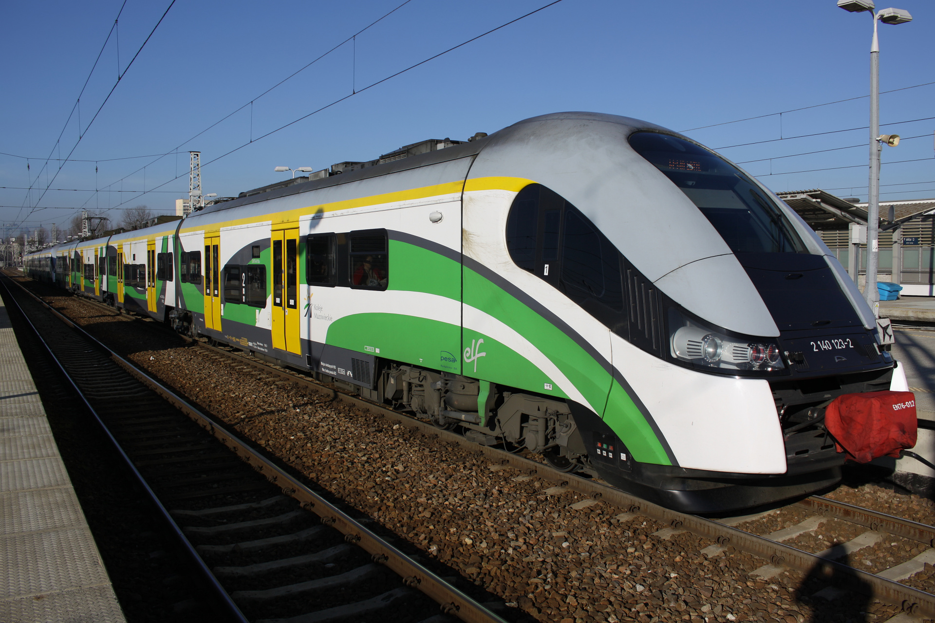 22WEe EN76-018 (Vehicles » Trains and Locomotives » Pesa ELF)