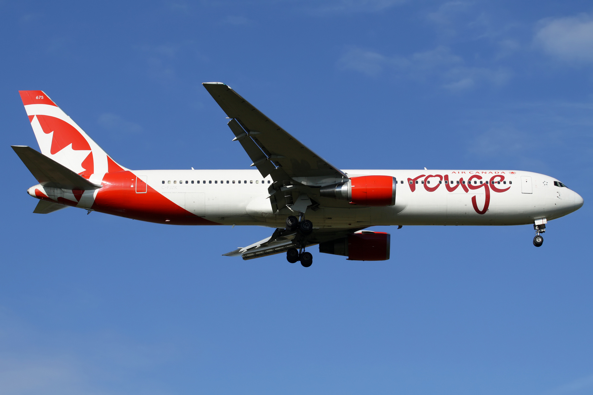 C-FJZK (Aircraft » EPWA Spotting » Boeing 767-300 » Air Canada Rouge)