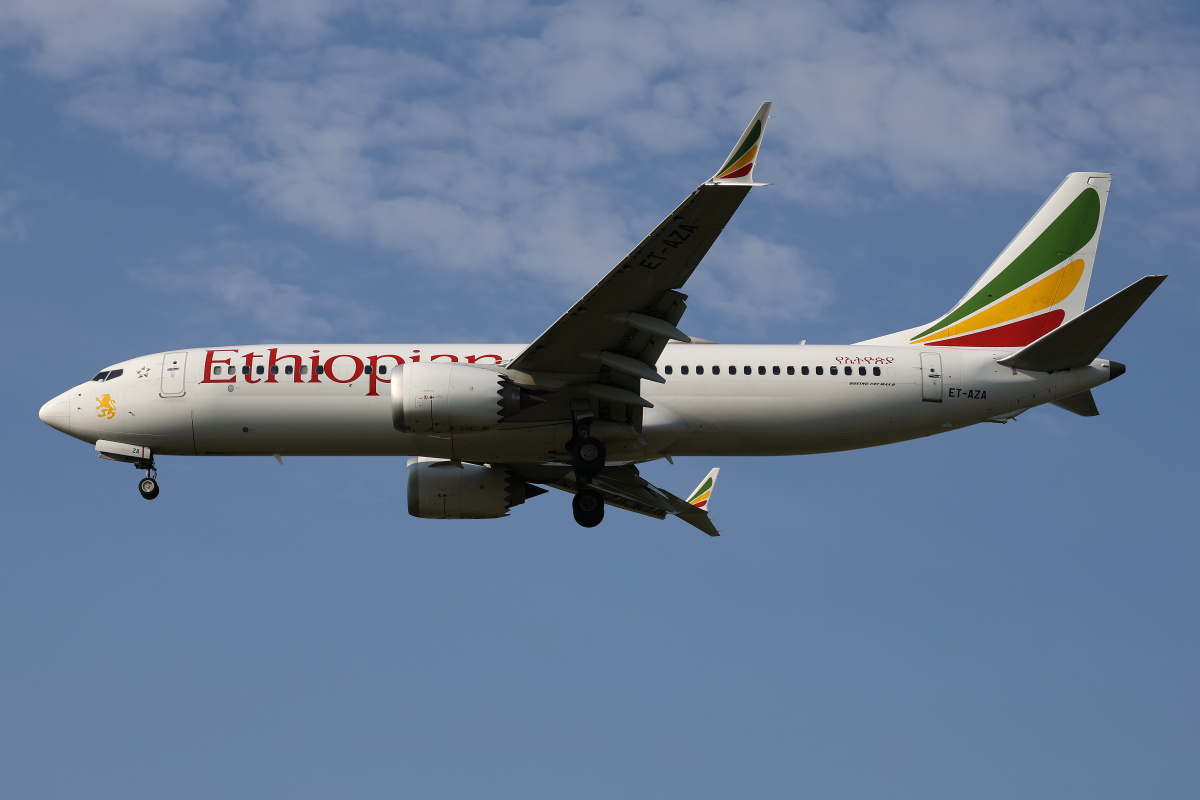 ET-AZA (Aircraft » EPWA Spotting » Boeing 737-8 MAX » Ethiopian Airlines)