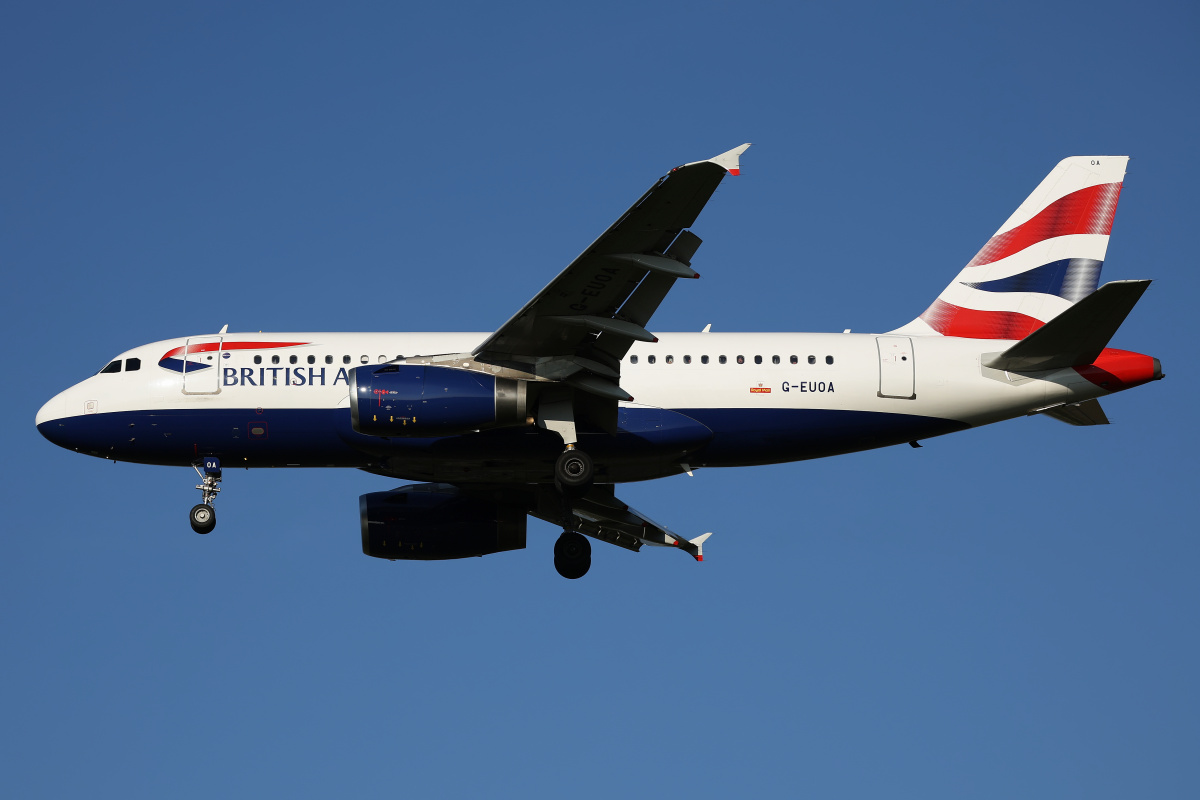 G-EUOA (Aircraft » EPWA Spotting » Airbus A319-100 » British Airways)