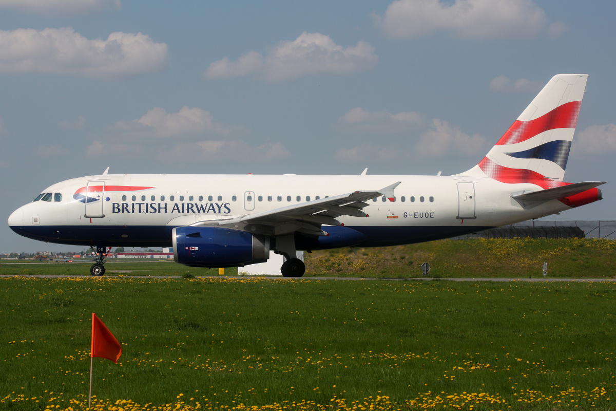 G-EUOE (Samoloty » Spotting na EPWA » Airbus A319-100 » British Airways)