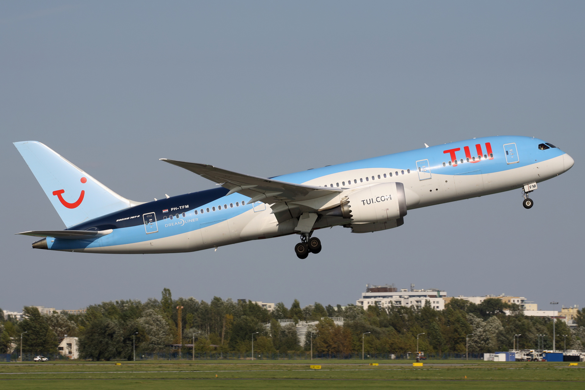 PH-TFM, TUI fly Netherlands (Samoloty » Spotting na EPWA » Boeing 787-8 Dreamliner » TUI fly)