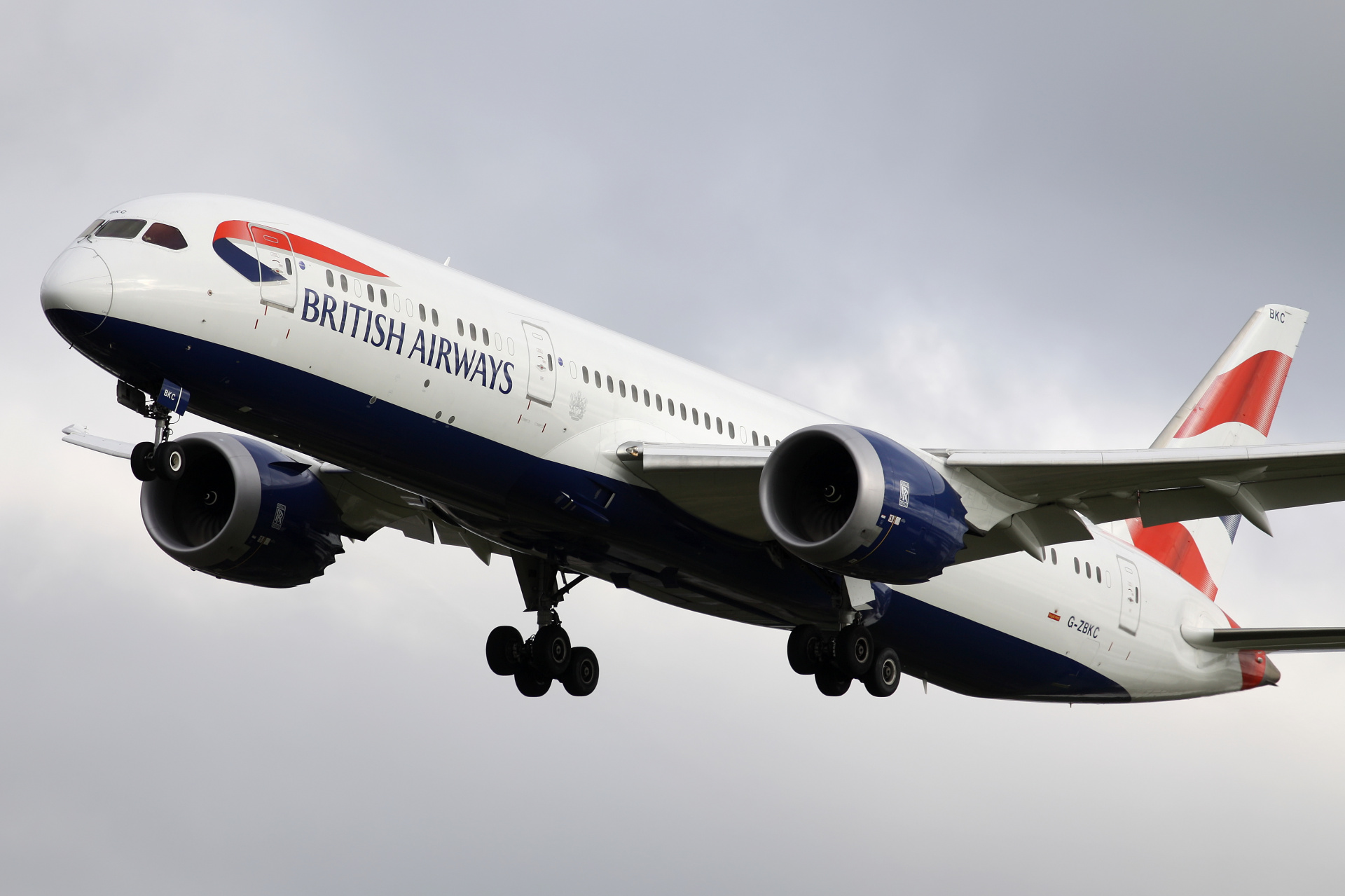 Boeing 787-9 Dreamliner, G-ZBKC, British Airways (Samoloty » Spotting na Heathrow » różne)