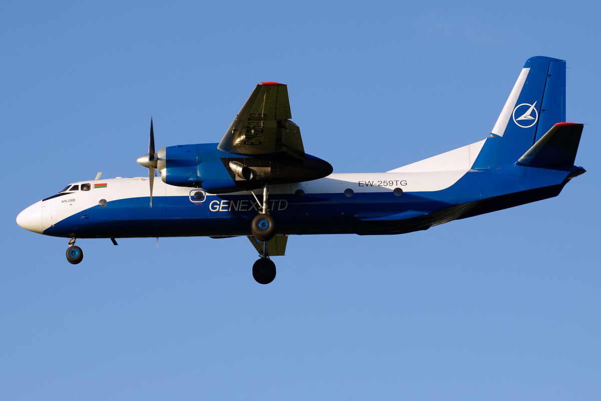 An-26B, EW-259TG (Aircraft » EPWA Spotting » Antonov An-26 » Genex)