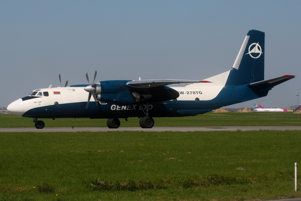 An-26B, EW-278TG (Aircraft » EPWA Spotting » Antonov An-26 » Genex)