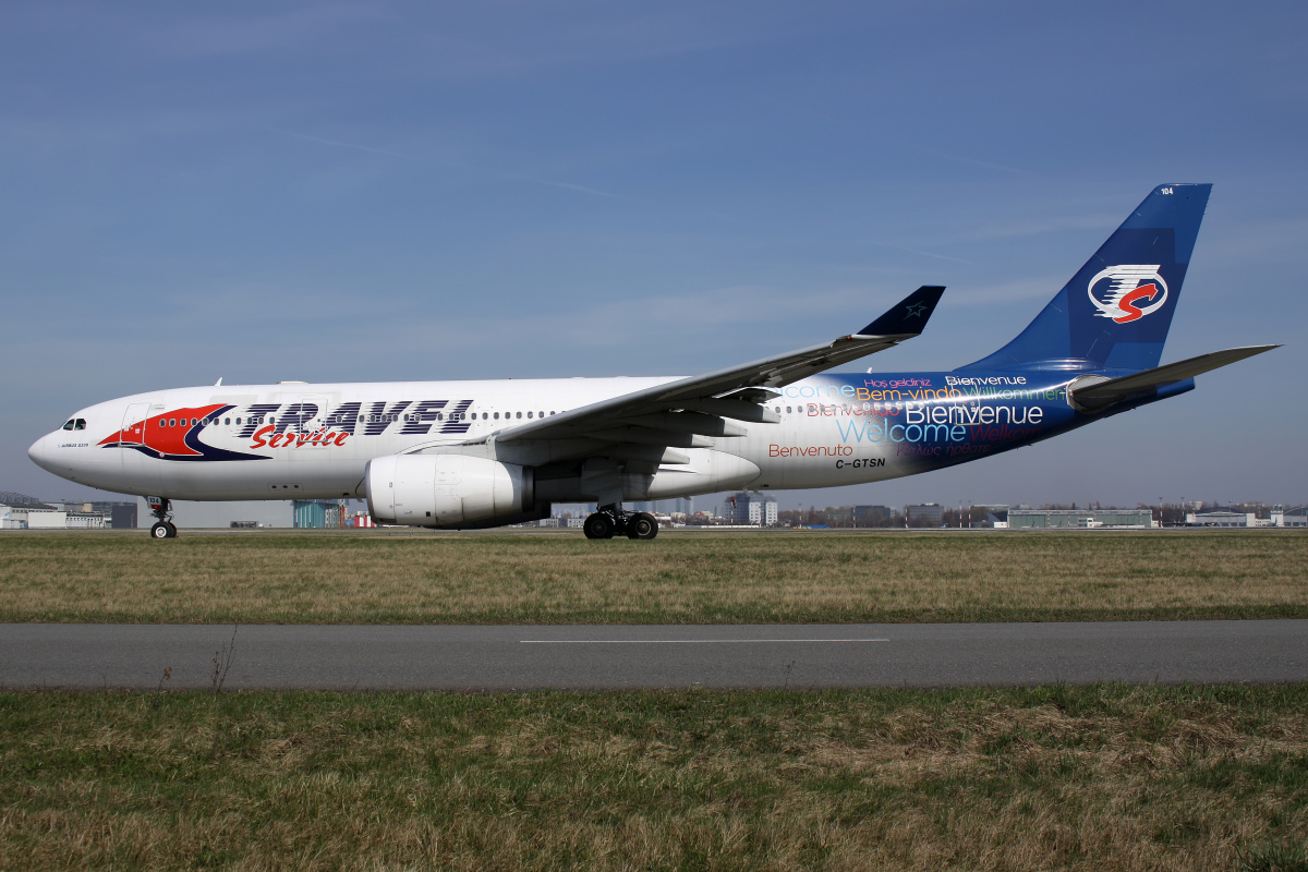 C-GTSN (Air Transat) (Samoloty » Spotting na EPWA » Airbus A330-200 » Travel Service Airlines)