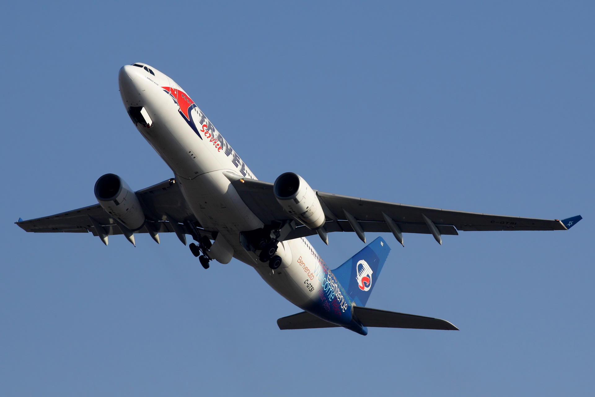 C-GTSI (Air Transat) (Samoloty » Spotting na EPWA » Airbus A330-200 » Travel Service Airlines)