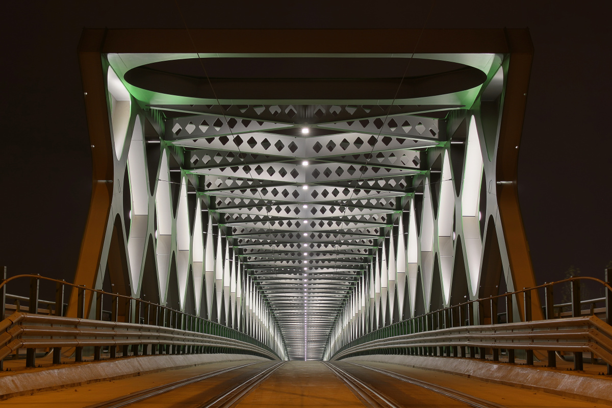 Starý most - The Old Bridge (Travels » Bratislava » The City At Night)