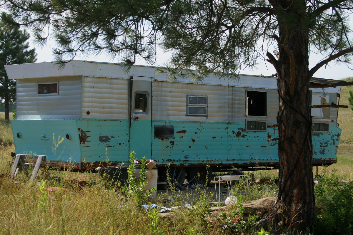 Abandoned Trailer (Travels » US Trip 1: Cheyenne Country » The Rez » Ashland, Tongue River and Logging Creek)