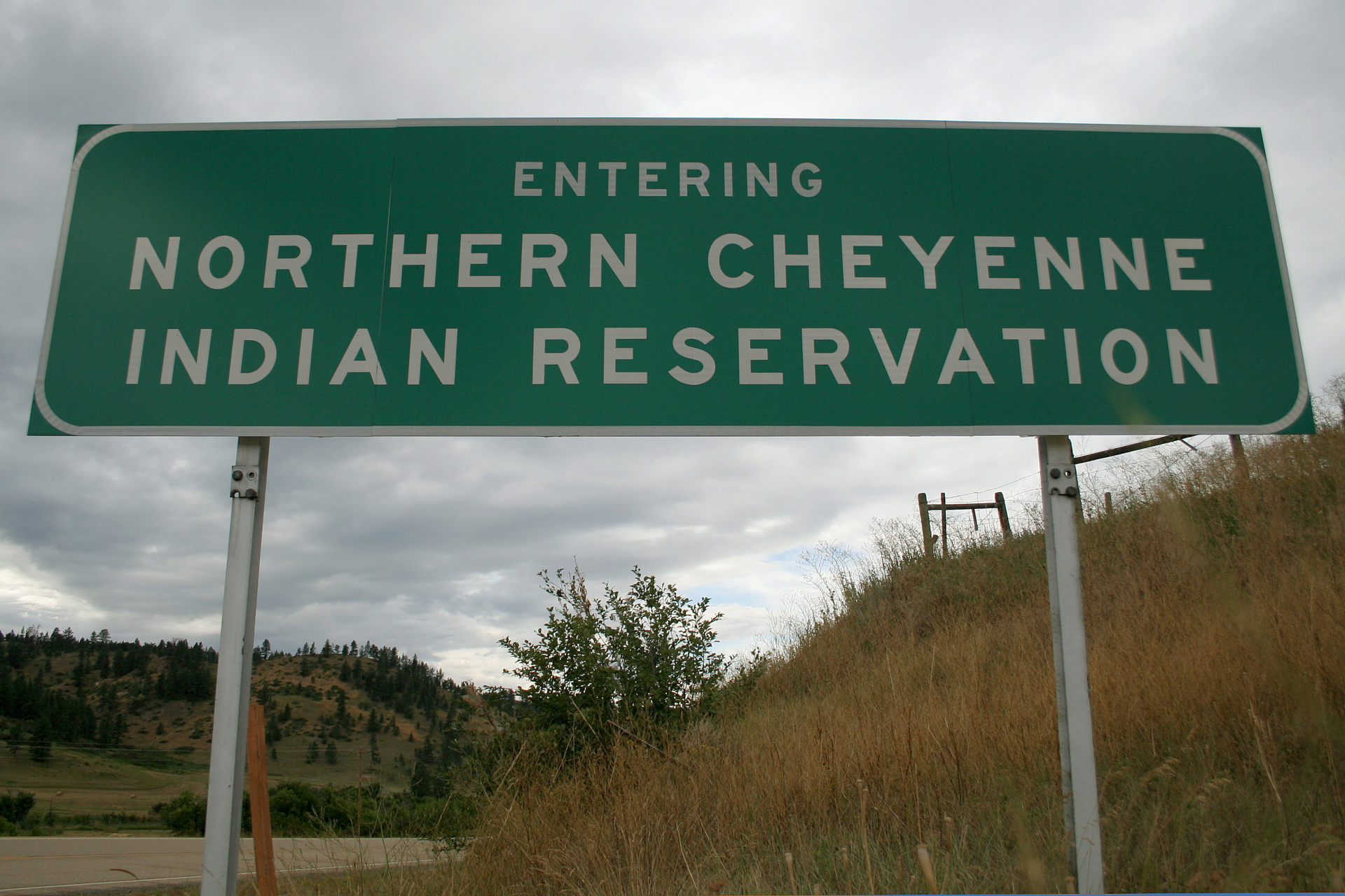 Entrance Sign - Kirby Road (Travels » US Trip 1: Cheyenne Country » The Rez)