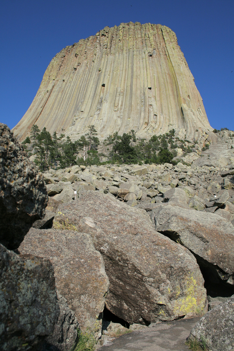 Zachodnia strona (Podróże » USA: Epopeja Czejeńska » Cheyenne Epic » Devils Tower)