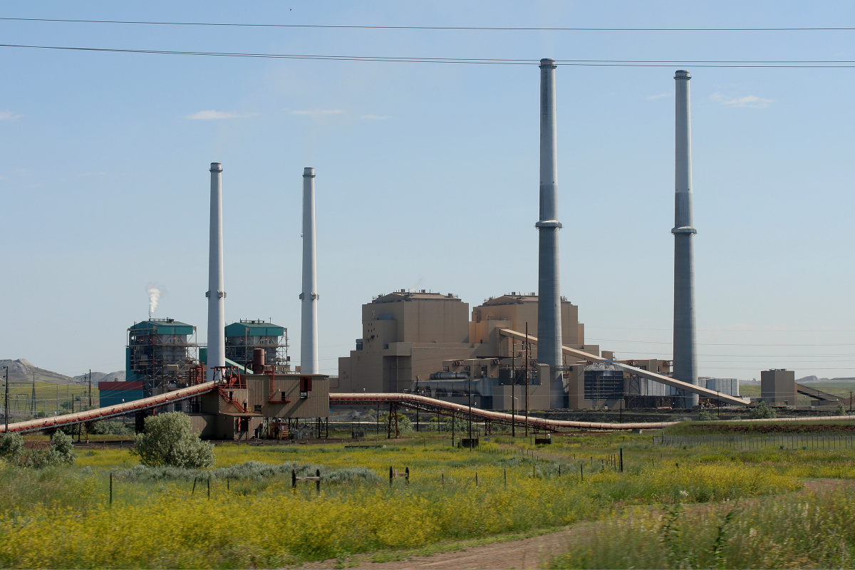 Colstrip Powerplant (Travels » US Trip 2: Cheyenne Epic » The Country » Colstrip)