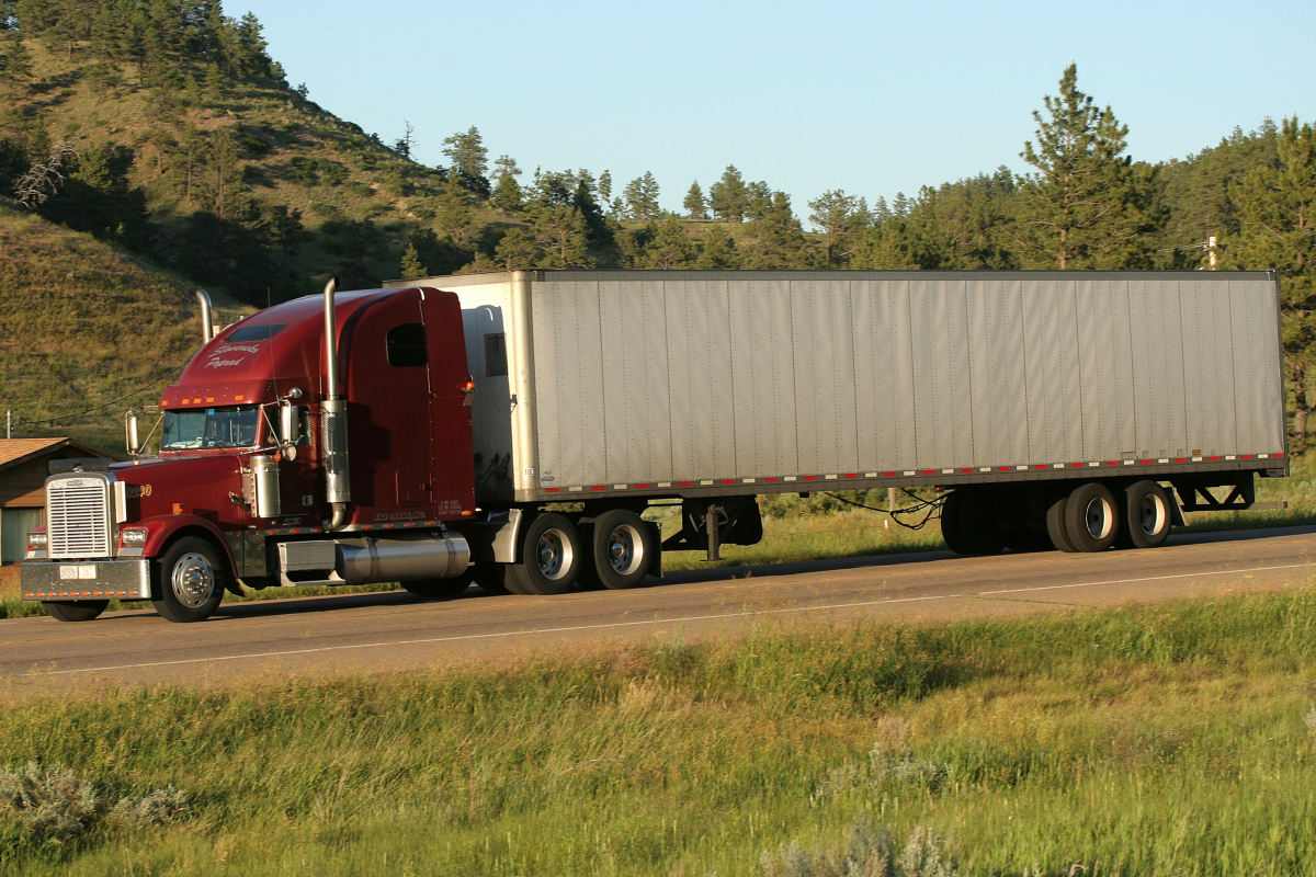 Freightliner FLD Classic XL (Travels » US Trip 2: Cheyenne Epic » Vehicles)