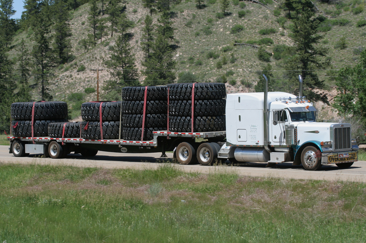 Peterbilt 379 (Podróże » USA: Epopeja Czejeńska » Pojazdy)