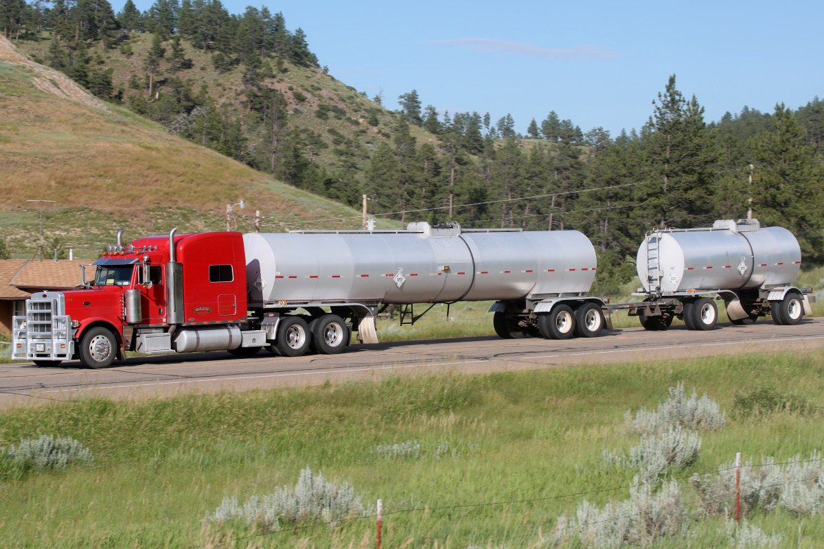 Peterbilt 379