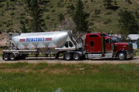 Kenworth W900L