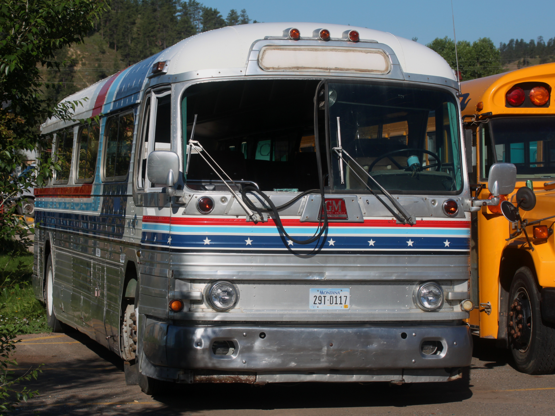 General Motors Coach PD-4104 (Travels » US Trip 3: The Roads Not Taken » Vehicles)