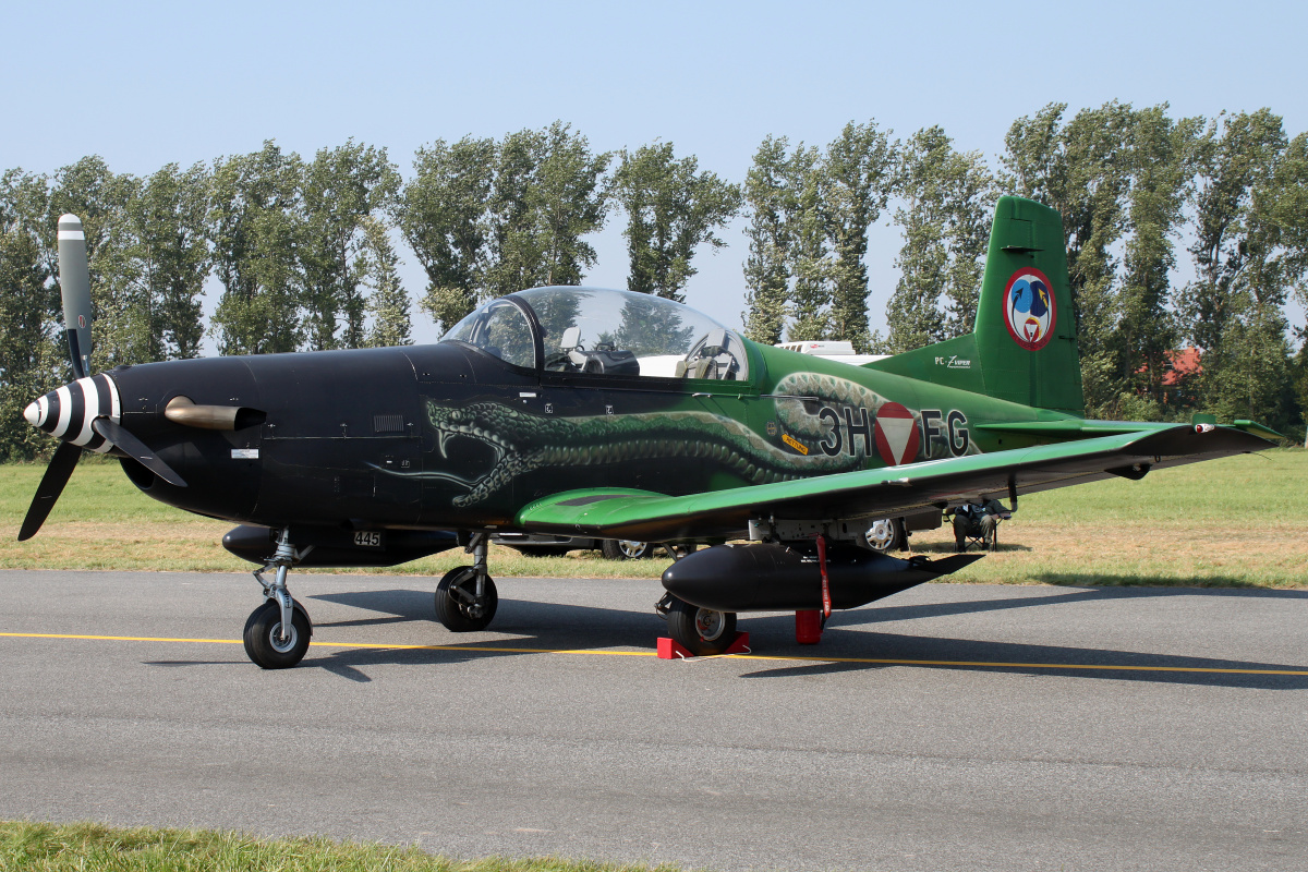 Pilatus PC-7, 3H-FG, Siły Powietrzne Austrii (Samoloty » Radom Air Show 2011)