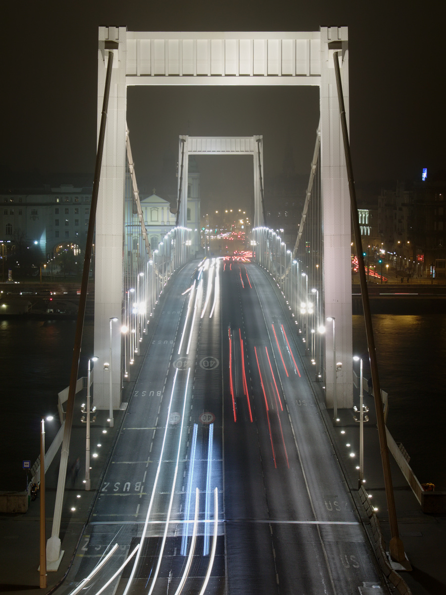 Erzsébet híd - Elizabeth Bridge