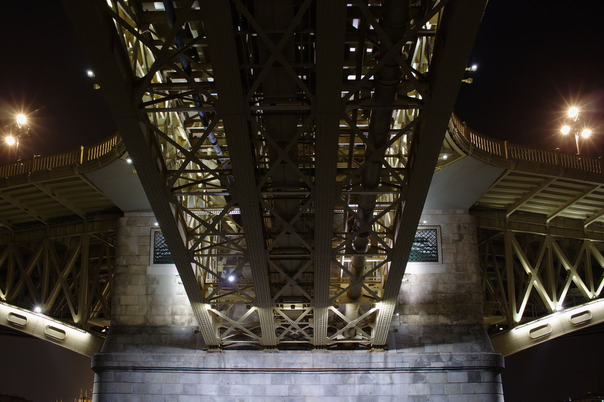 Margit híd - Margaret Bridge (Travels » Budapest » Budapest at Night)