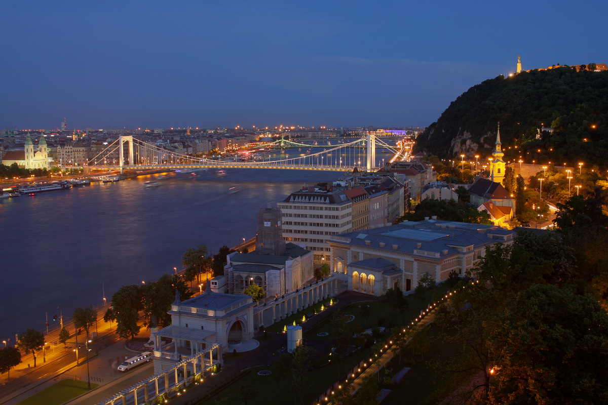 View South from Buda Castle (Travels » Budapest » Budapest at Night)