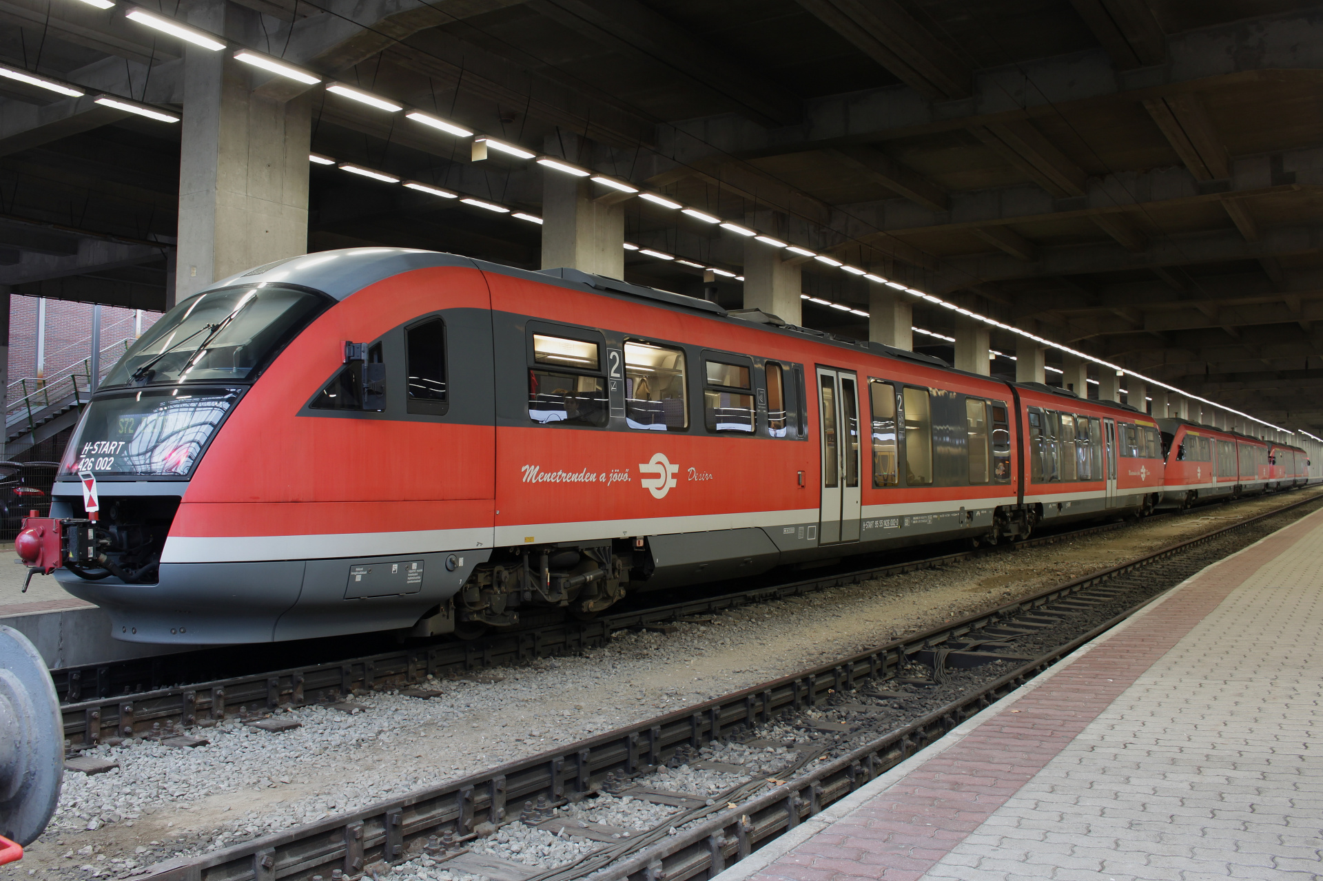 Siemens Desiro 426 002 (Travels » Budapest » Vehicles » Trains and Locomotives)