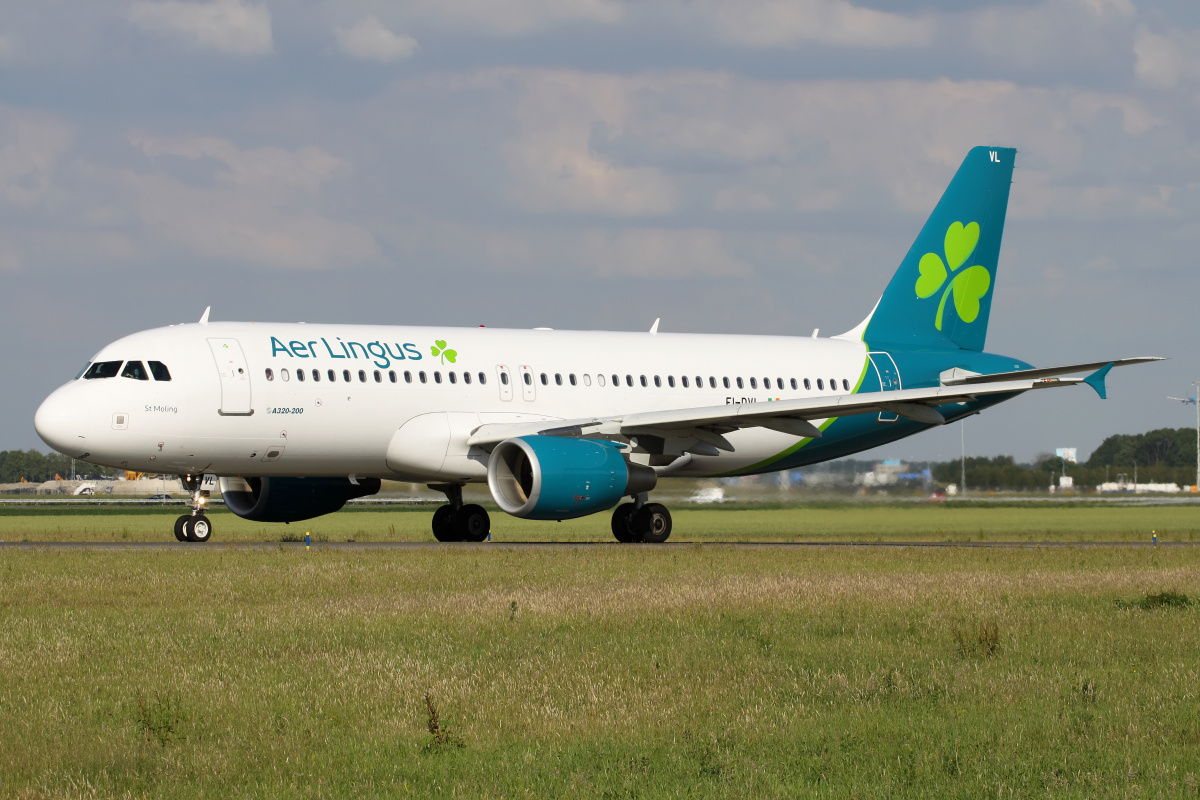 EI-DVL, Aer Lingus (Samoloty » Spotting na Schiphol » Airbus A320-200)