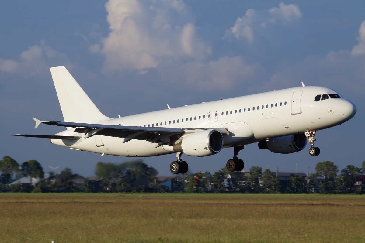 ES-SAS, SmartLynx (EasyJet) (Samoloty » Spotting na Schiphol » Airbus A320-200)