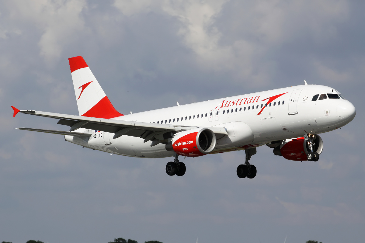 OE-LXE, Austrian Airlines (Aircraft » Schiphol Spotting » Airbus A320-200)