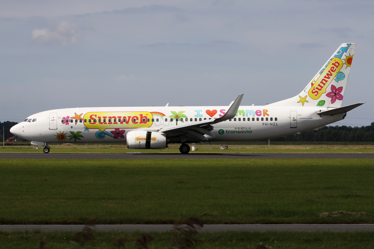 PH-HZL, Sunweb (Transavia) (Samoloty » Spotting na Schiphol » Boeing 737-800)