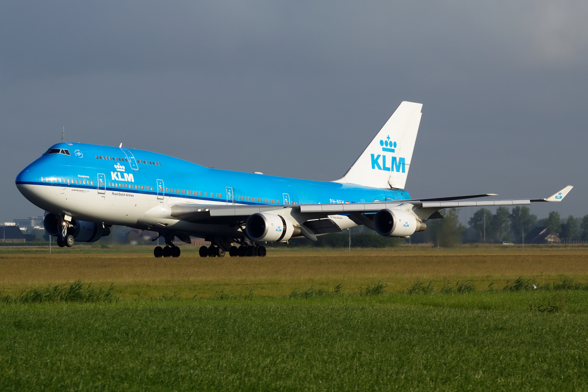 400M, PH-BFH, KLM Royal Dutch Airlines (Aircraft » Schiphol Spotting » Boeing 747-400)