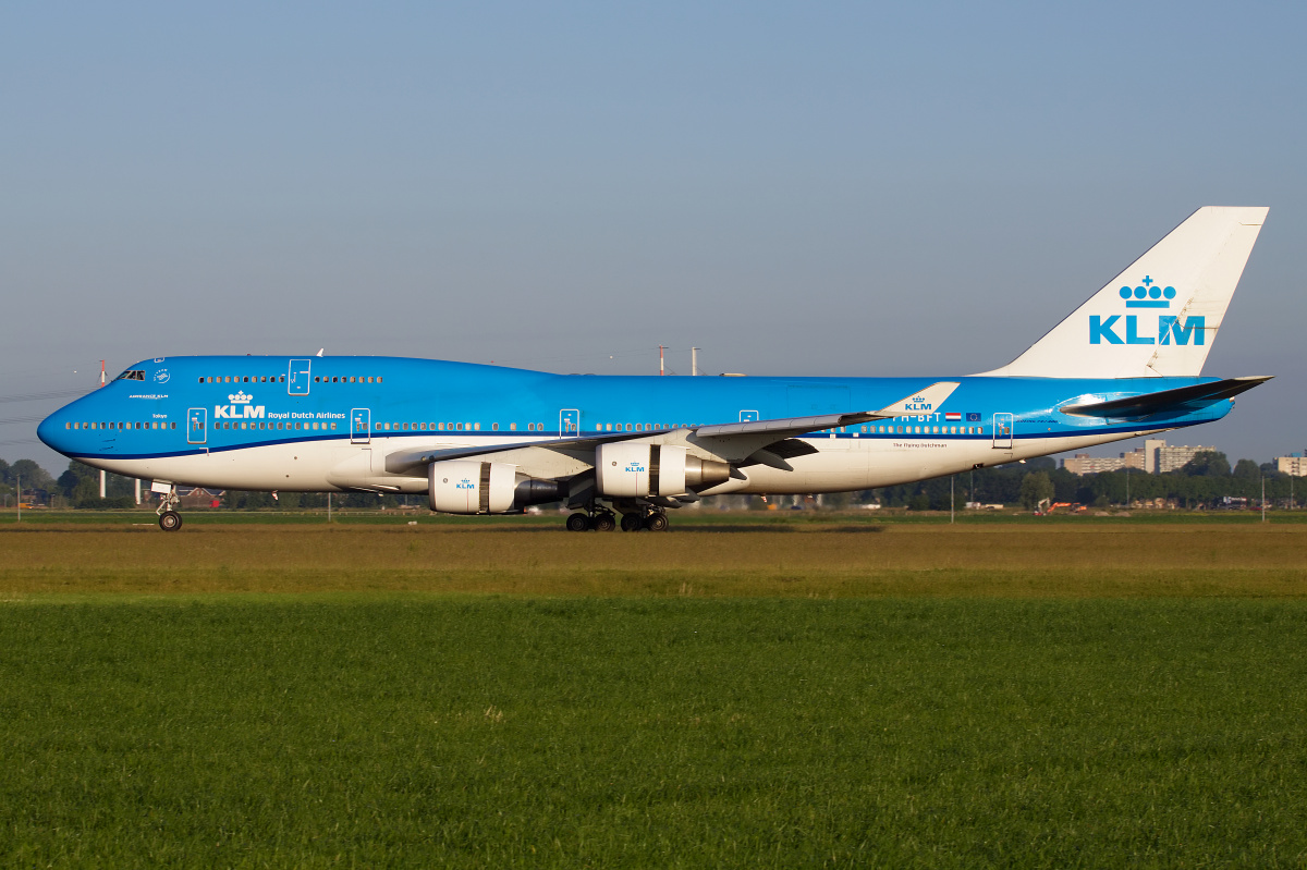 400M, PH-BFT, KLM Royal Dutch Airlines (Samoloty » Spotting na Schiphol » Boeing 747-400)