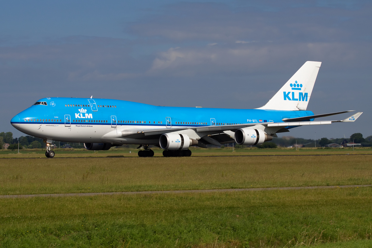 PH-BFL, KLM Royal Dutch Airlines (Samoloty » Spotting na Schiphol » Boeing 747-400)
