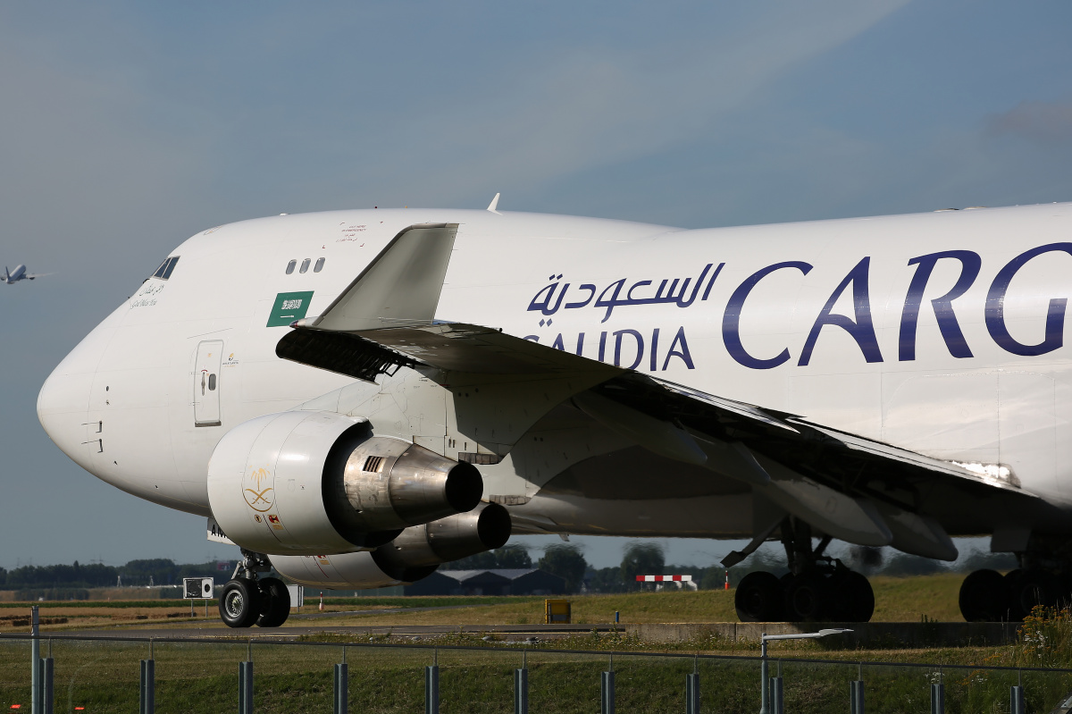 TF-AMB, Saudia Cargo (Air Atlanta Icelandic) (Samoloty » Spotting na Schiphol » Boeing 747-400F)