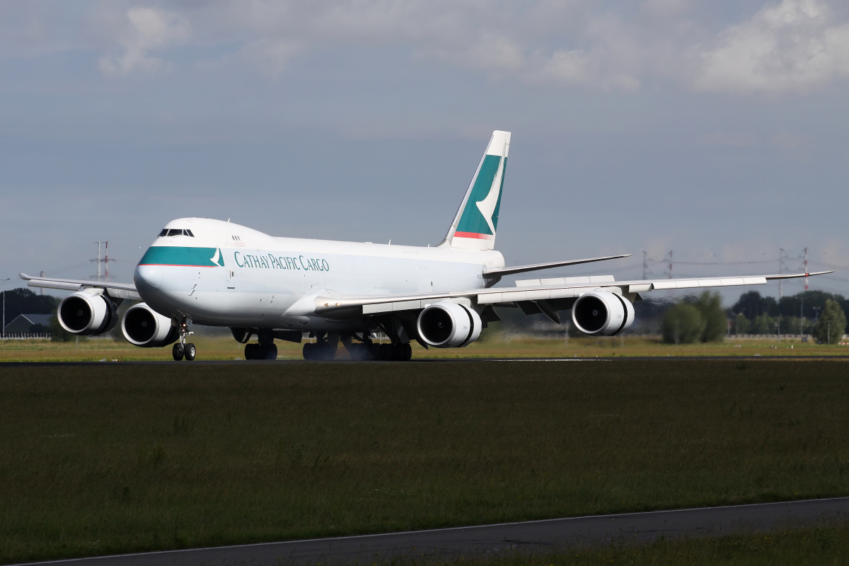 B-LJL, Cathay Pacific Cargo (Samoloty » Spotting na Schiphol » Boeing 747-8F)