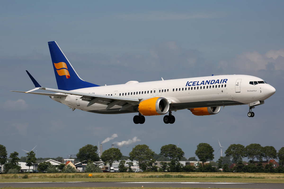 Boeing 737-9 MAX, TF-ICA, Icelandair (Samoloty » Spotting na Schiphol » pozostałe)