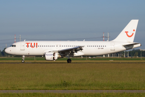 ES-SAK, TUI fly Netherlands (SmartLynx)