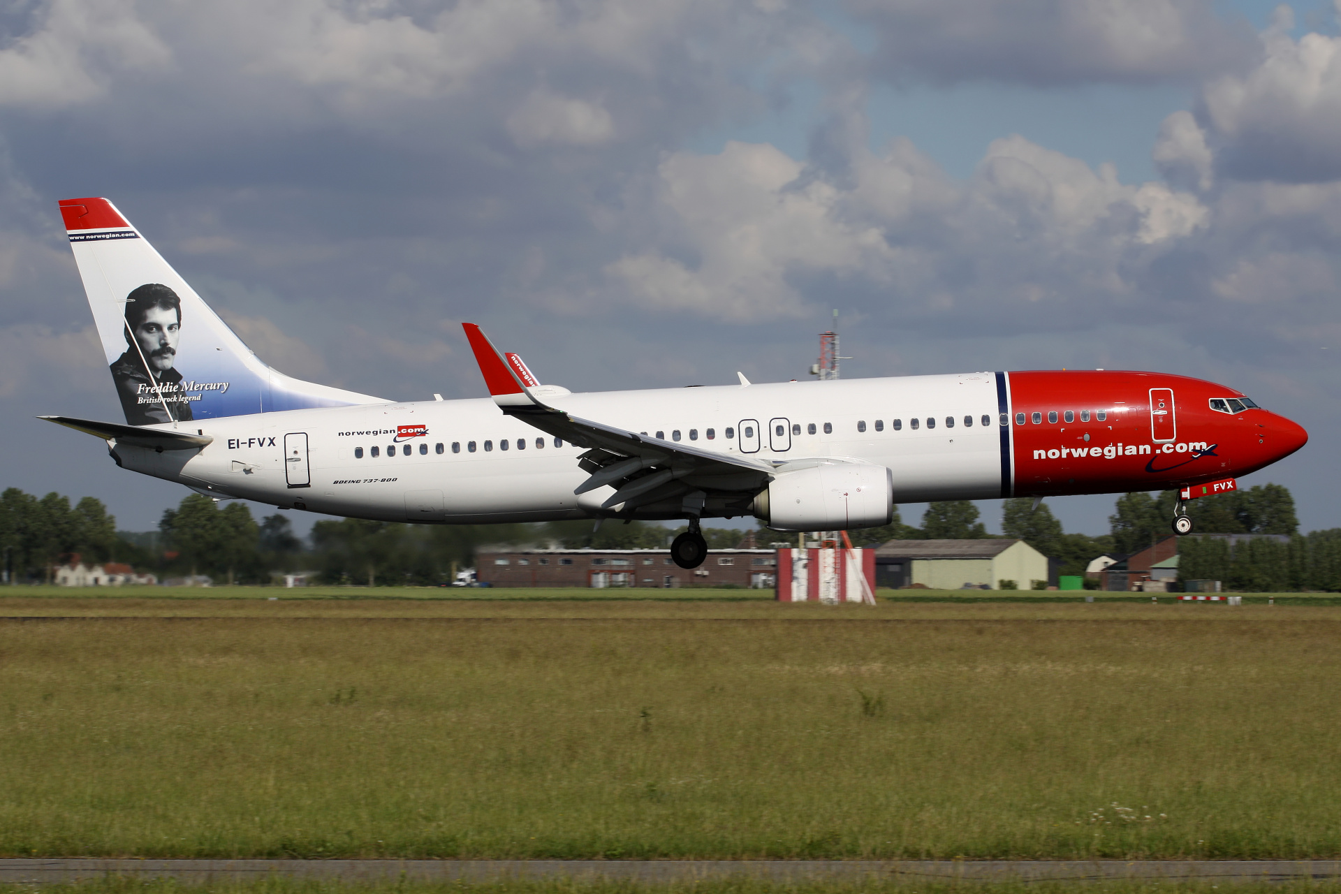 EI-FVX, Norwegian Air International (Samoloty » Spotting na Schiphol » Boeing 737-800)