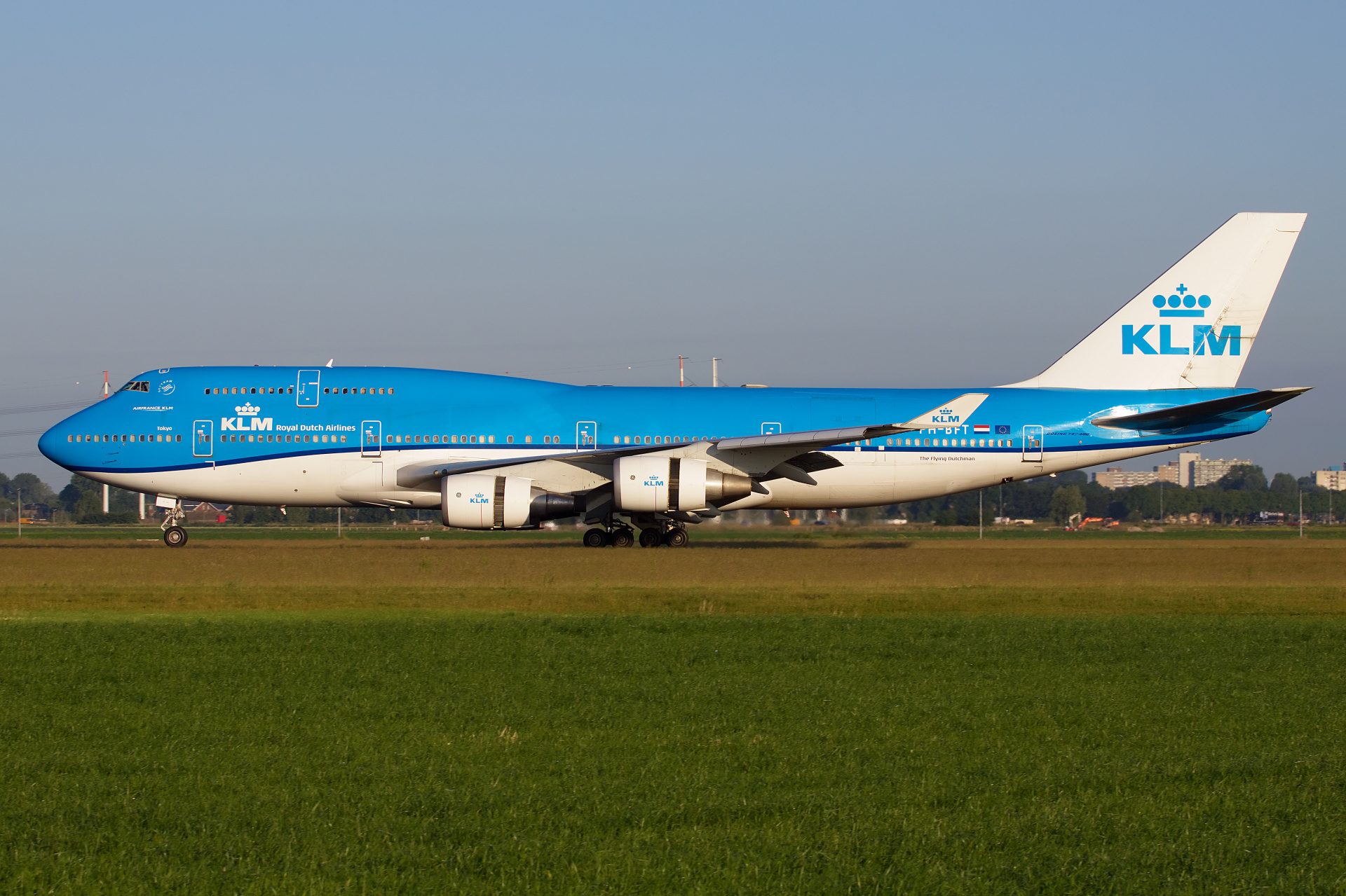 400M, PH-BFT, KLM Royal Dutch Airlines (Samoloty » Spotting na Schiphol » Boeing 747-400)