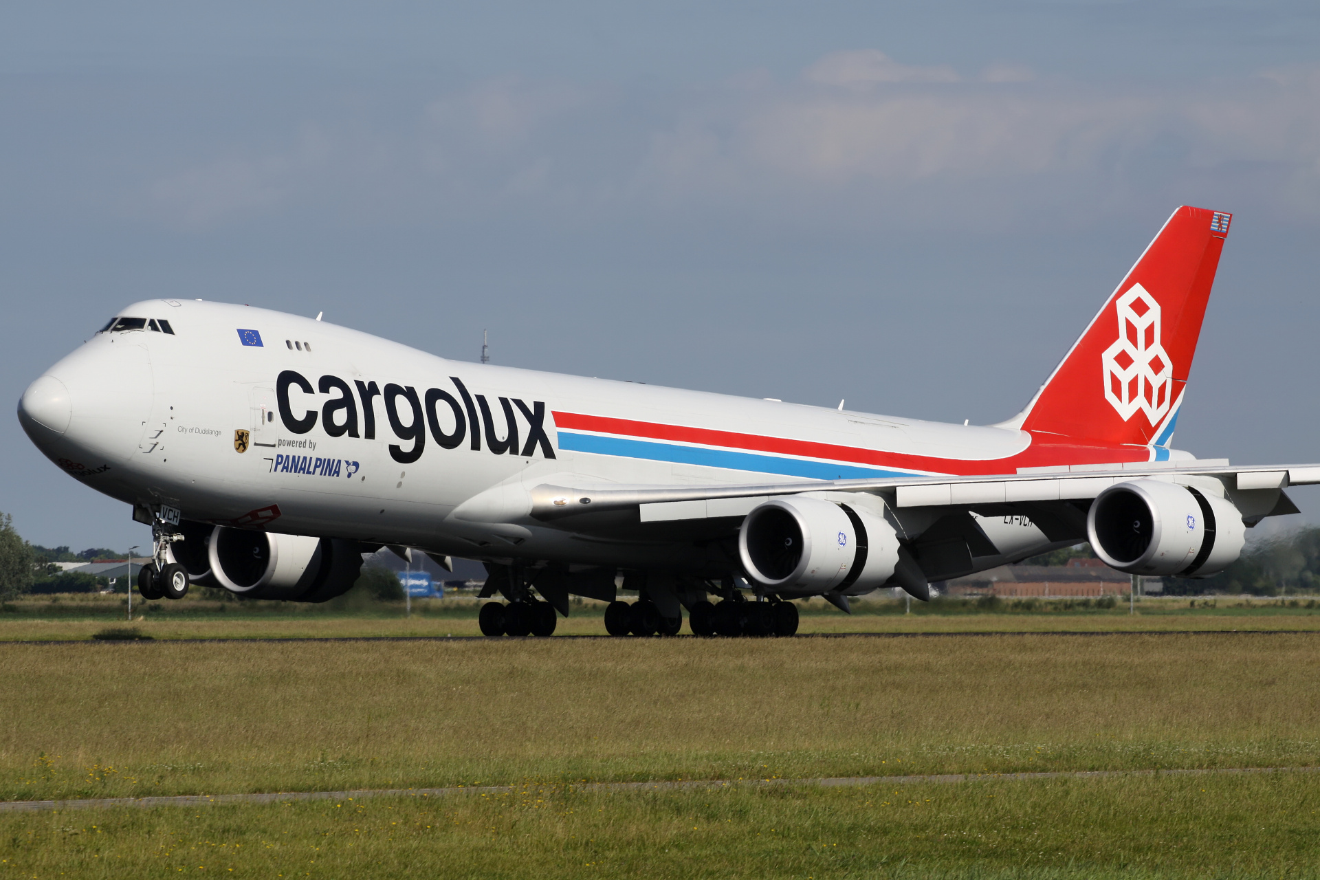 LX-VCH, Cargolux Airlines (Samoloty » Spotting na Schiphol » Boeing 747-8F)
