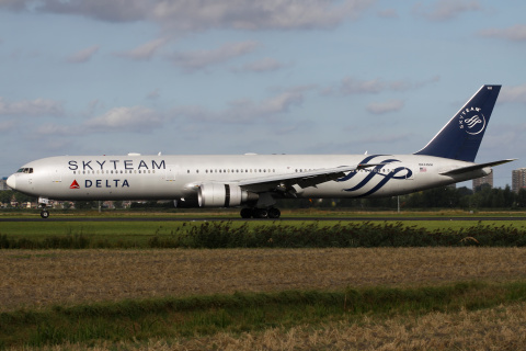 N844MH, Delta Airlines (SkyTeam livery)