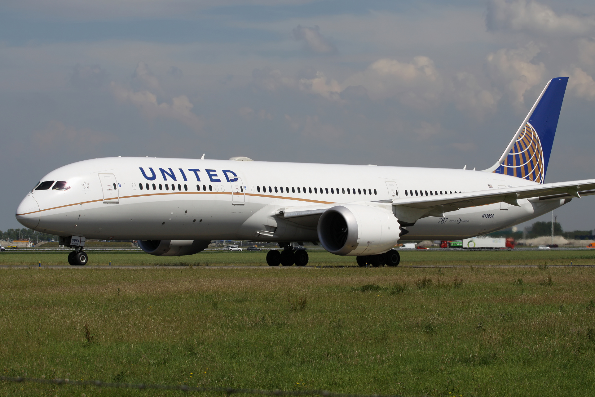 N13954, United Airlines (Aircraft » Schiphol Spotting » Boeing 787-9 Dreamliner)
