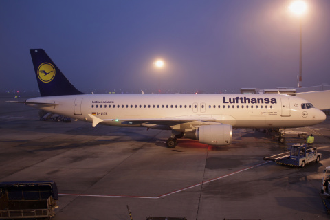 Airbus A320-200, D-AIZE, Lufthansa