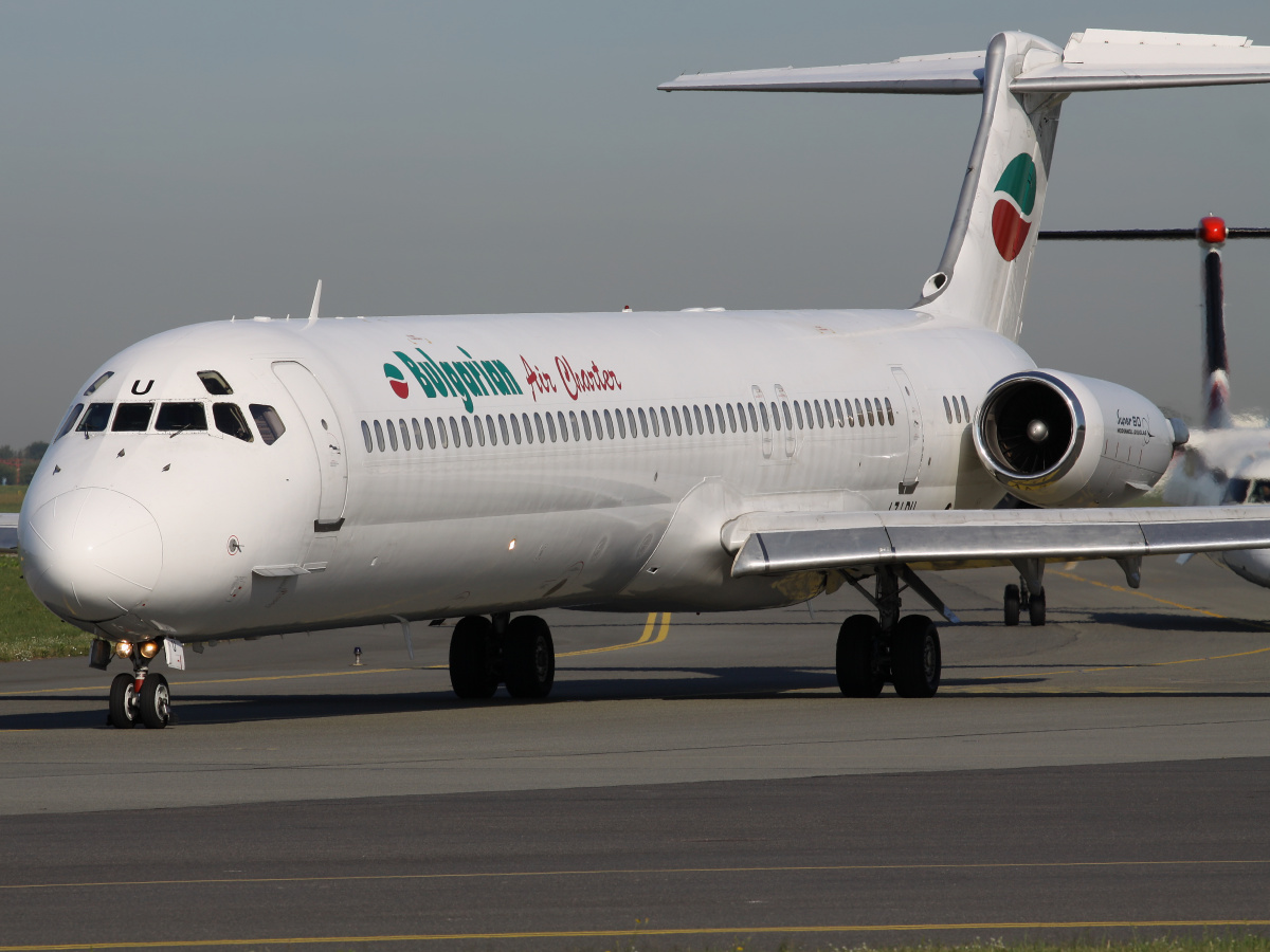 LZ-LDU (Aircraft » EPWA Spotting » McDonnell Douglas MD-82 » Bulgarian Air Charter)