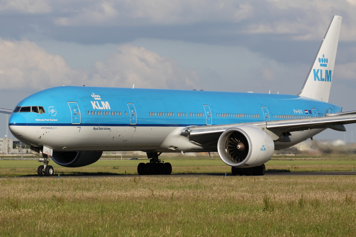 PH-BVI (Samoloty » Spotting na Schiphol » Boeing 777-300ER » KLM Royal Dutch Airlines)