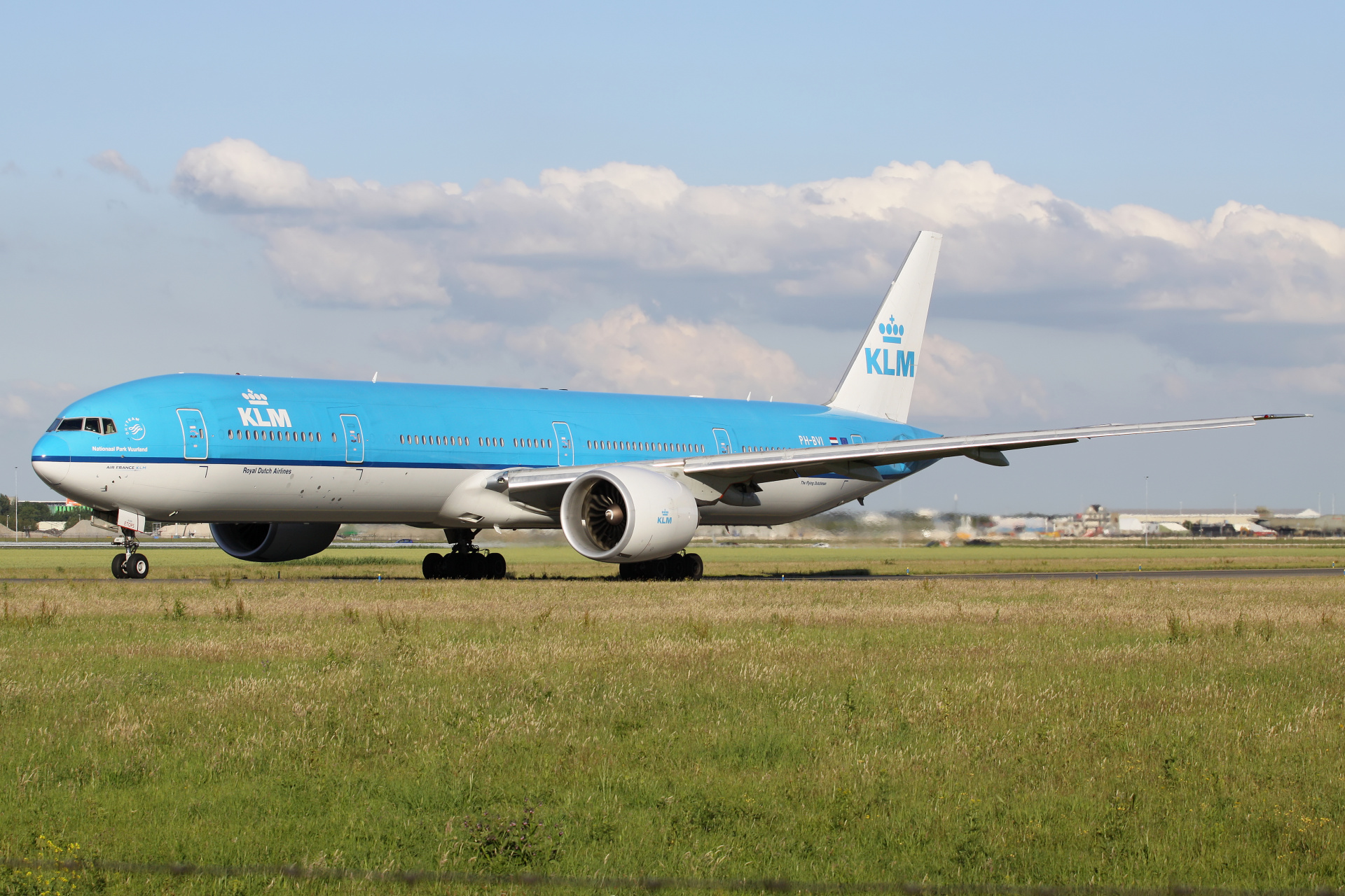 PH-BVI (Samoloty » Spotting na Schiphol » Boeing 777-300ER » KLM Royal Dutch Airlines)