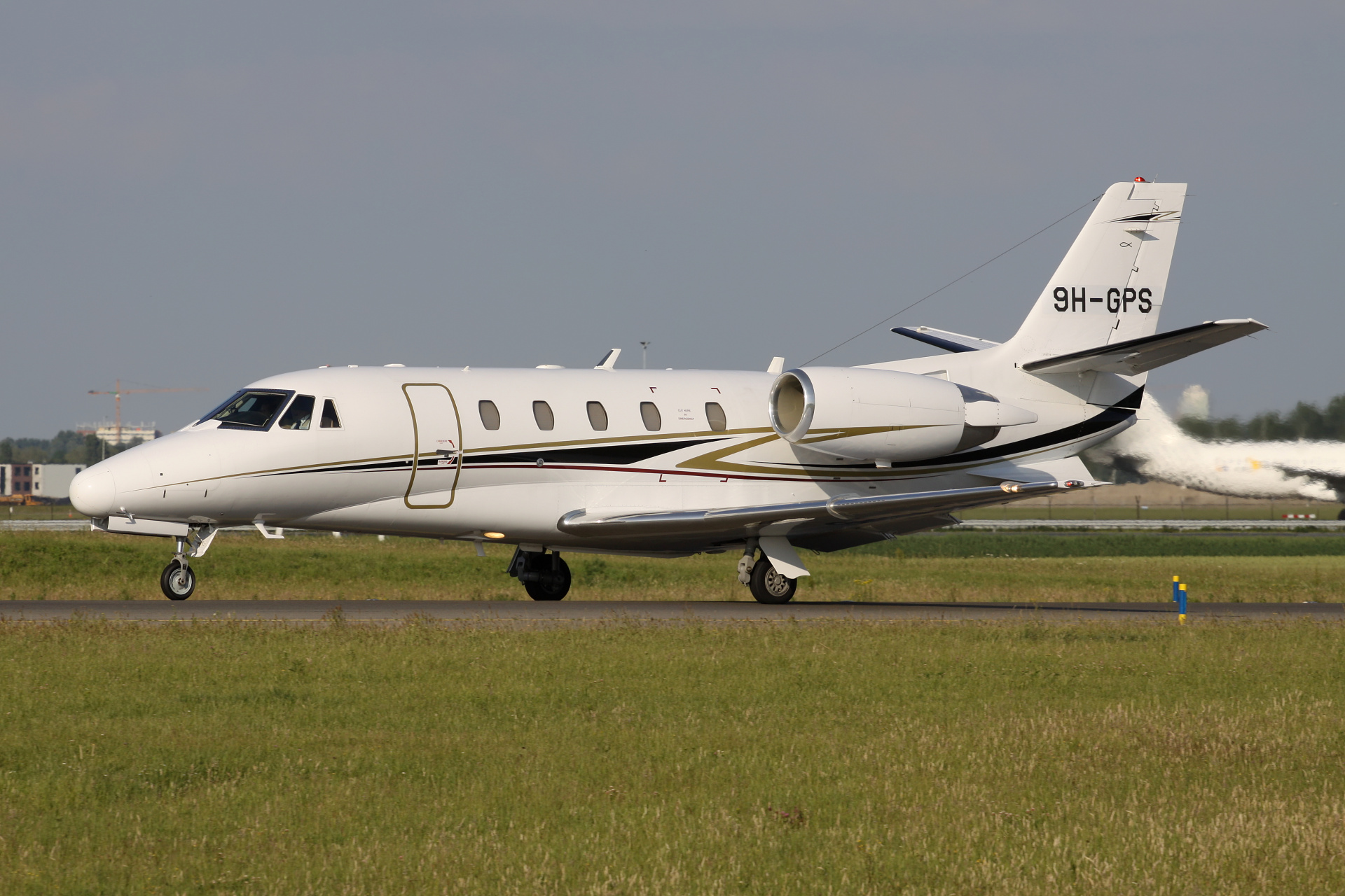 9H-GPS, prywatny (Samoloty » Spotting na Schiphol » Cessna 560XL Citation Excel)