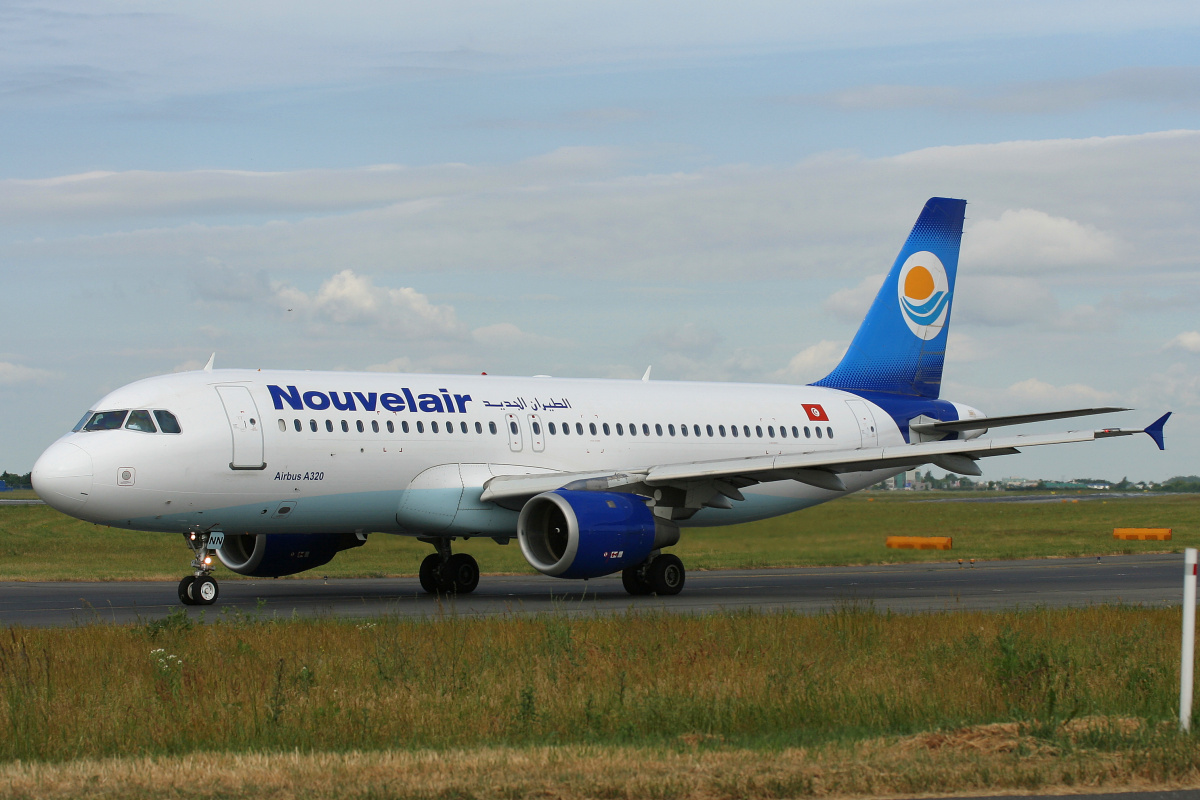 TS-INN (Samoloty » Spotting na EPWA » Airbus A320-200 » Nouvelair)