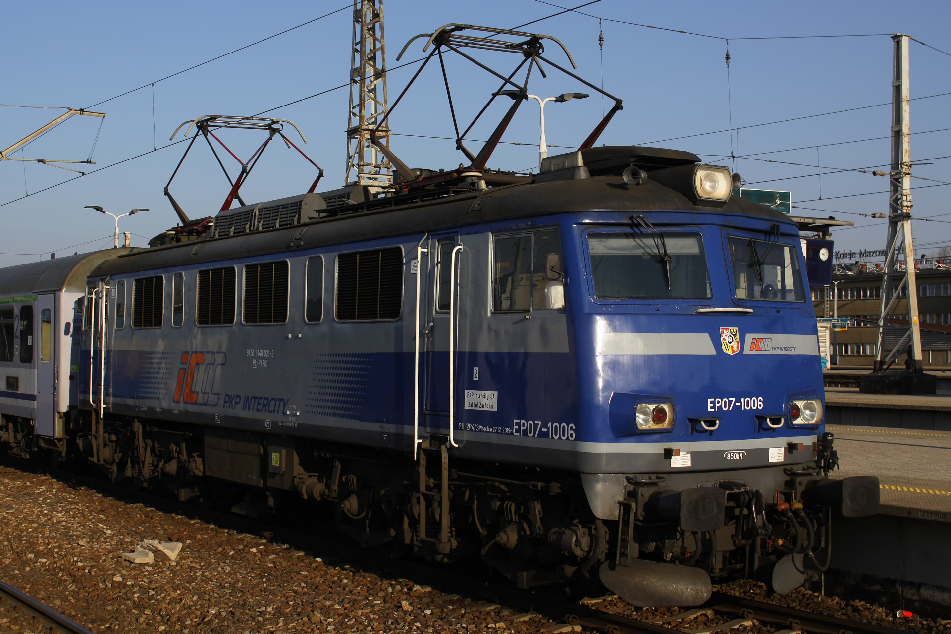 EP07-1006 (Vehicles » Trains and Locomotives » Pafawag 4E)